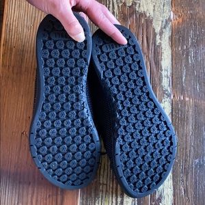 Like new black on black NO BULLS